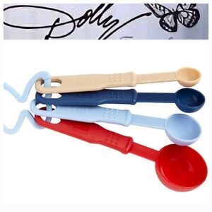 Dolly Parton 4-Ct Measuring Spoons